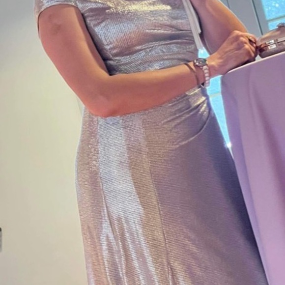 Dress - Picture 4 of 5